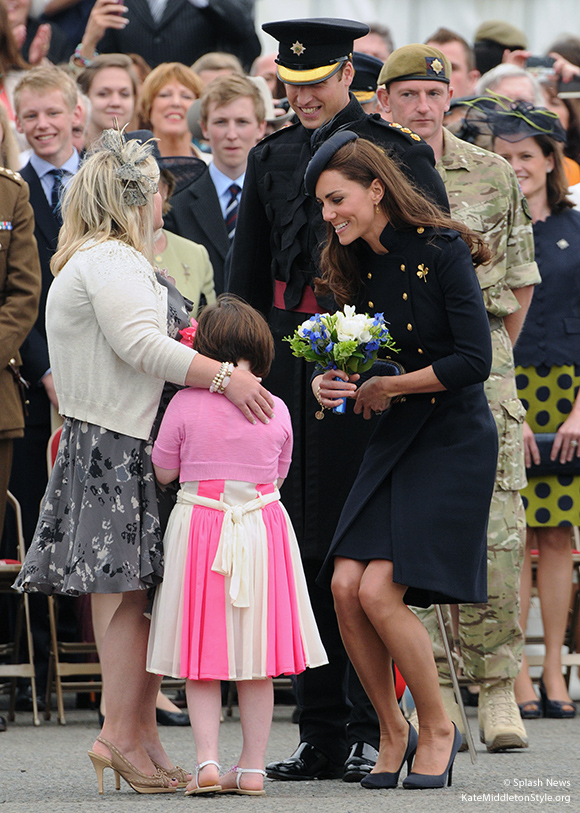 Kate visits the Irish Guard