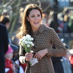 Duchess Kate wears Orla Kiely dress and Aquatalia ankle boots for her visit to The Art Room, Oxford