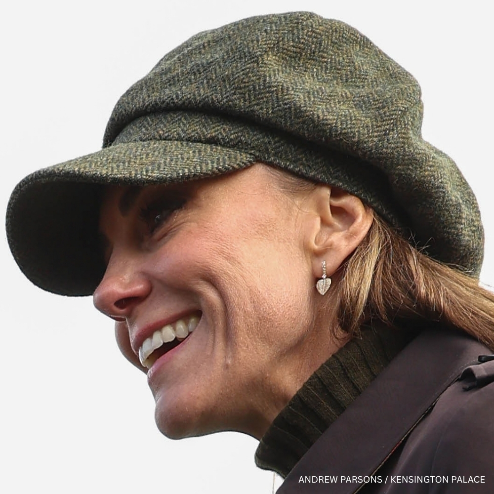 Kate Middleton wearing a green herringbone tweed baker-boy cap on the Isle of Bute