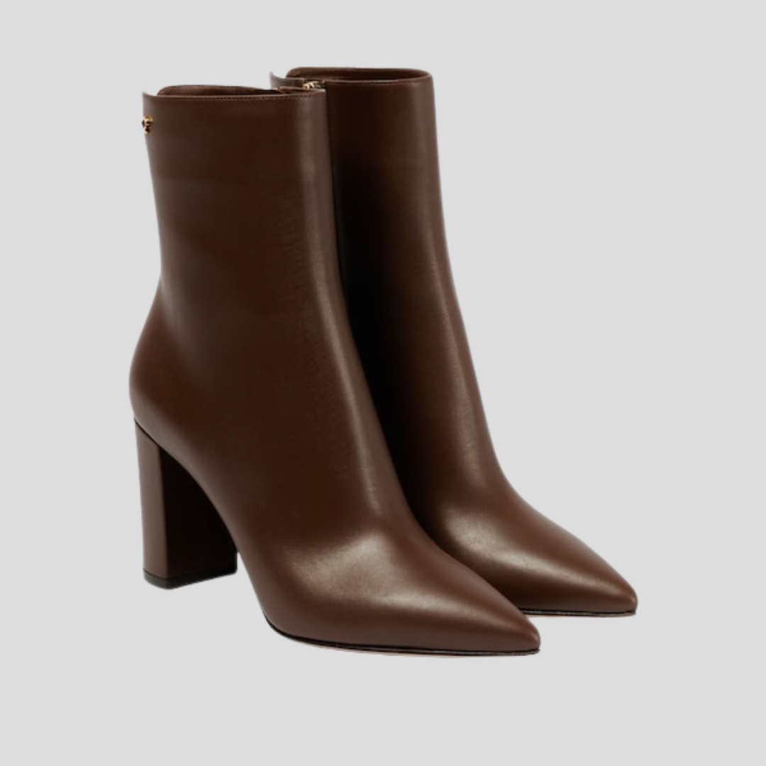 Gianvito Rossi Lyell ankle boots shown in brown as a comparison for Kate’s unconfirmed black pair