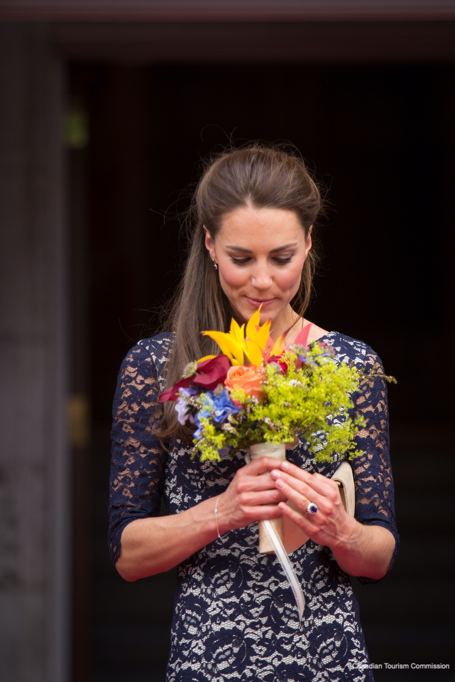 It’s Erdem for Kate as she lands in Ottawa, Canada