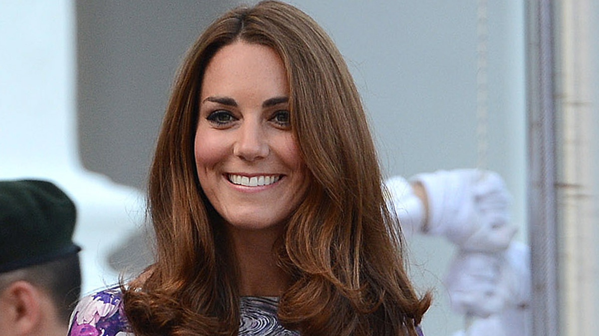 Kate wears purple print dress by Prabal Gurung for State Dinner