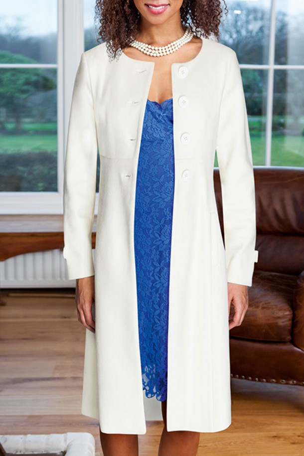 Kate Middleton's JoJo Maman Bébé cream princess line maternity coat