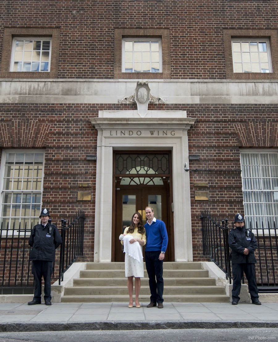 William, Kate and Princess Charlotte at the Lindo Wing