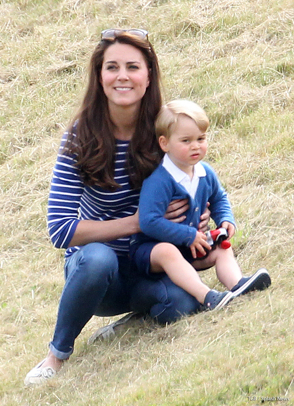Prince George and Kate go to watch the polo