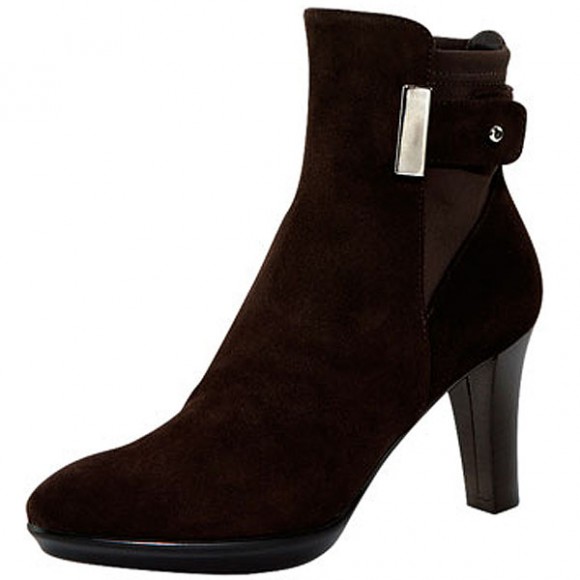 Ruby Dry boots in black \u0026 brown suede