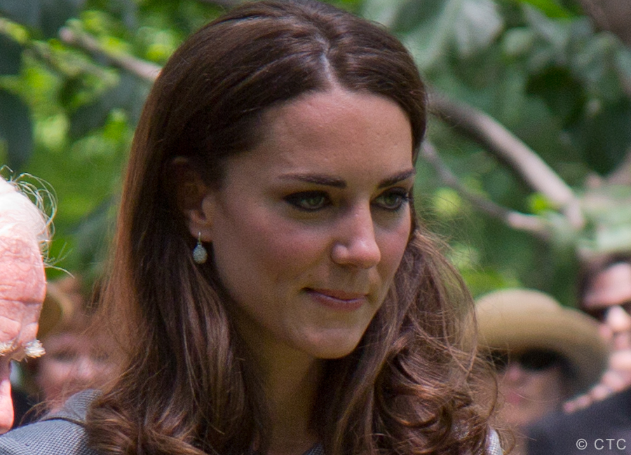 Kate Middleton Wearing The Links Of London Hope Egg Earrings