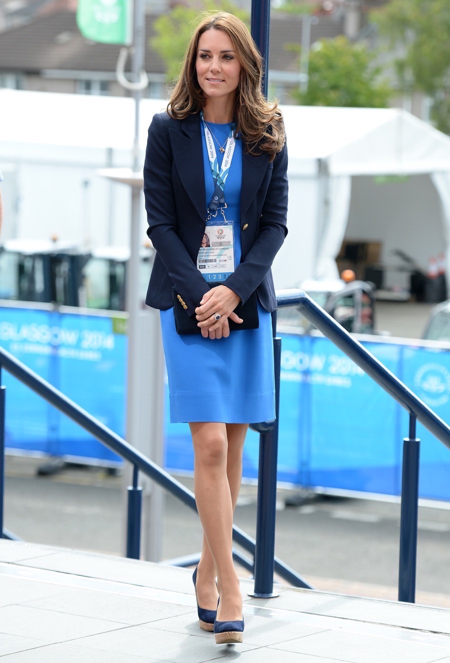 kate middleton navy wedges