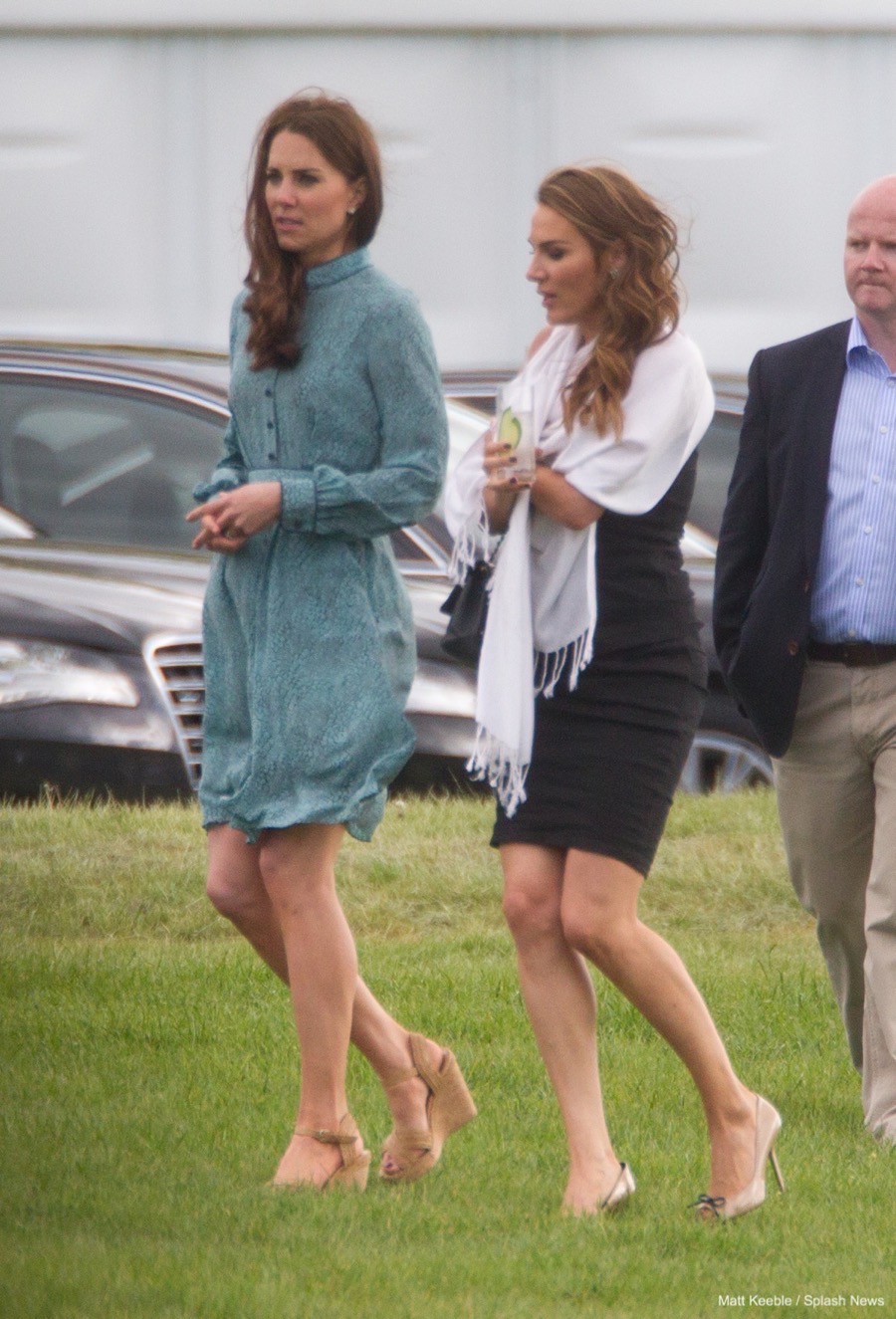 Kate Middleton wearing the Stuart Weitzman minx wedges to a polo match in 2012