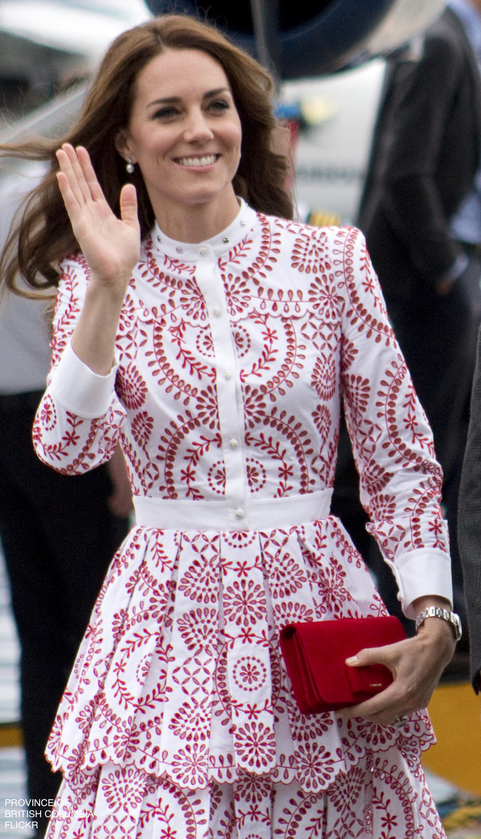 Kate Middleton'sMiu Miu Bow Bag in red suede