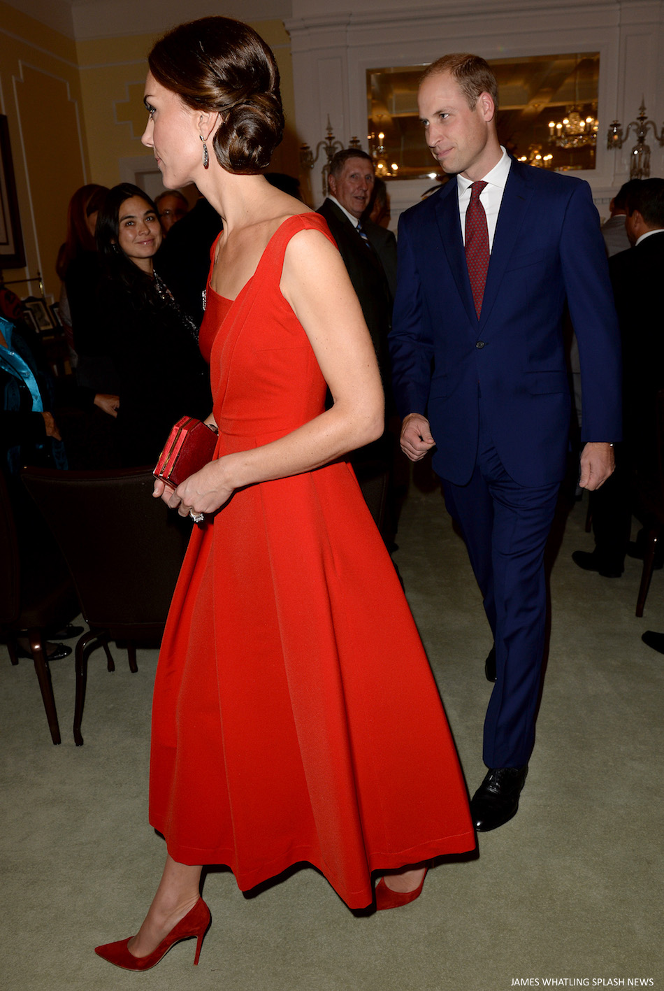 Kate Middleton wearing red Gianvito Rossi pumps