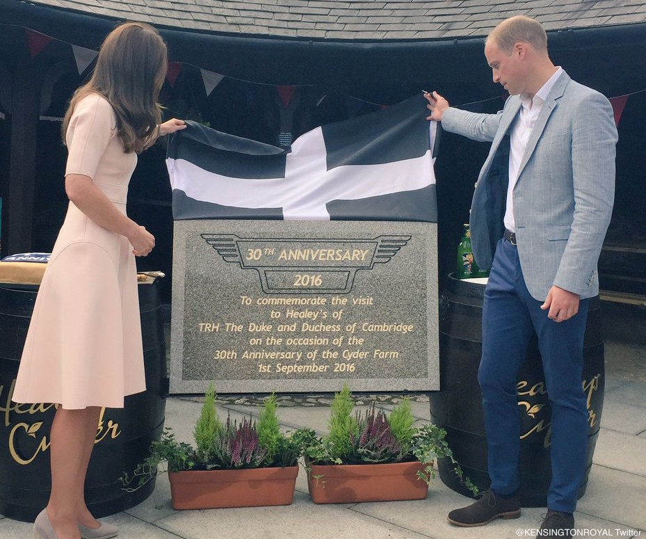 William and Kate unveiling a plaque at the Cyder Farm