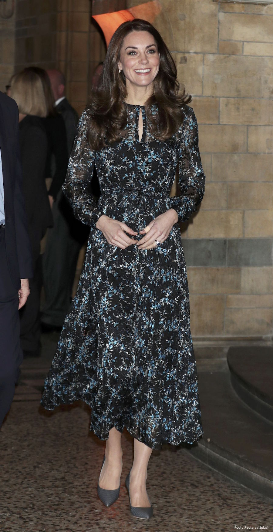 pust Margaret Mitchell væg Kate Middleton's Hugo Boss Staple P90-L Pumps in Anthracite Grey