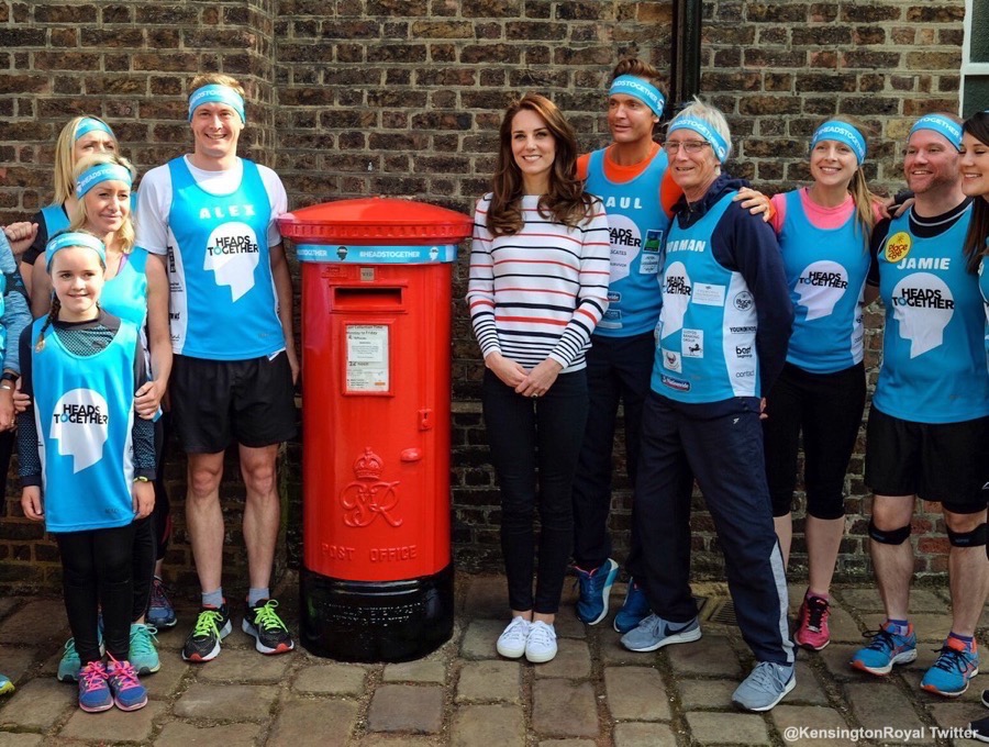 On the 19th of April 2017, Kate hosted Team Heads Together runners at Kensington Palace to wish them luck with preparing for the London Marathon. She revealed one of around 70 Royal Mail post boxes that will be wrapped with Heads Together headbands on the London Marathon route. 