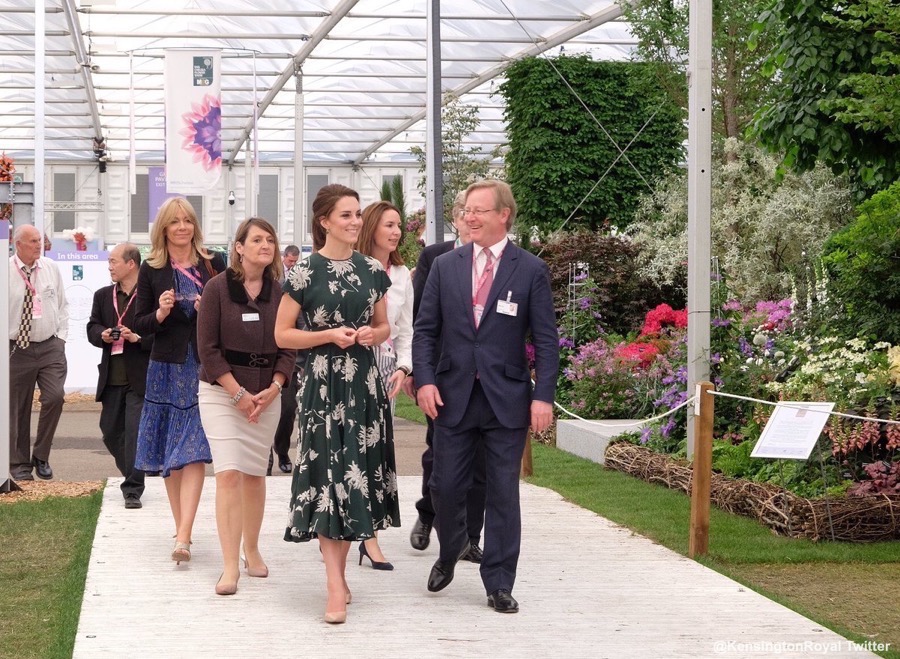 Kate Middleton attends the Chelsea Flower Show 2017