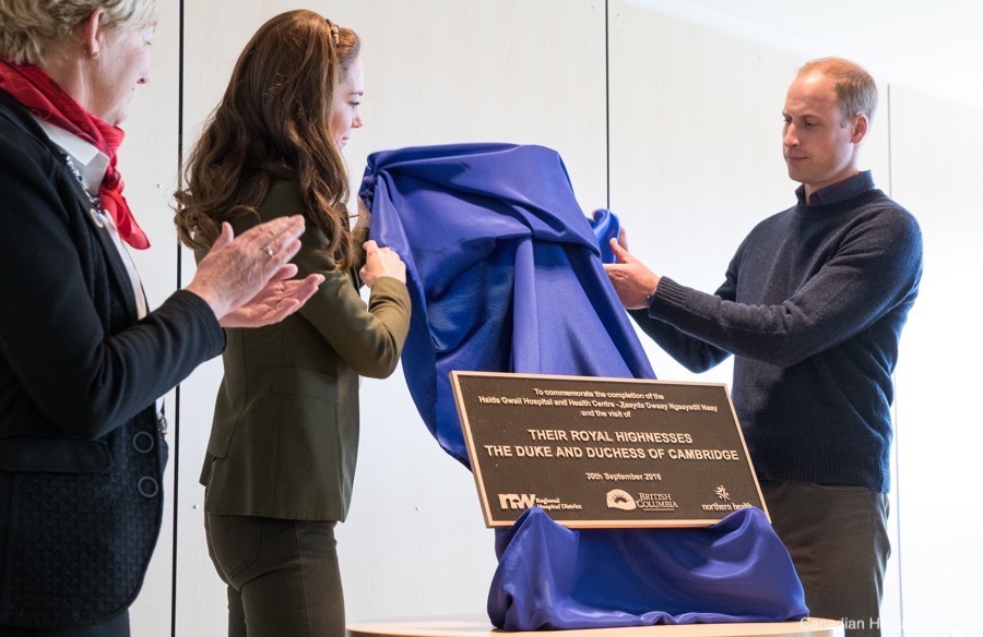 William and Kate unveil a plaque at the Haida Gwaii Hospital and Health Centre