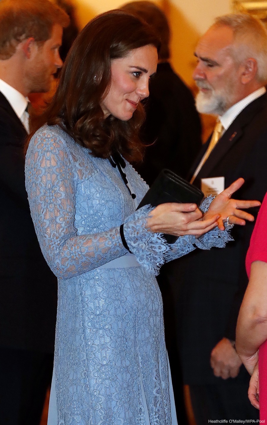 Kate Middleton's baby bump with her third pregnancy 2017