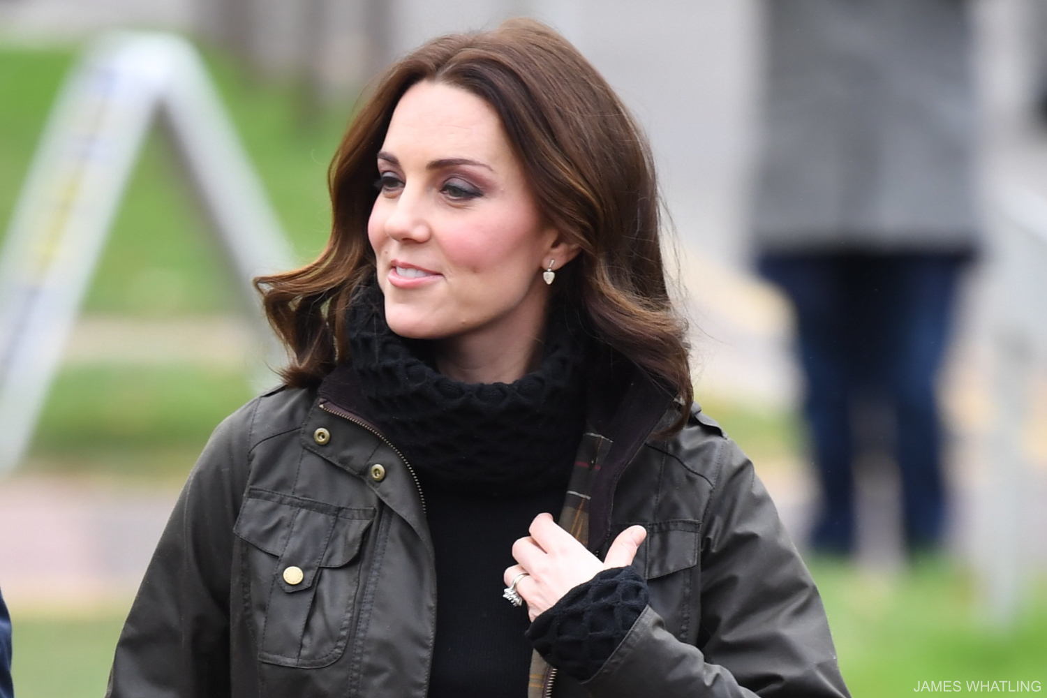 kate-middleton-casual-school.jpg