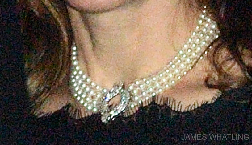 Kate wearing the Queen's pearl choker