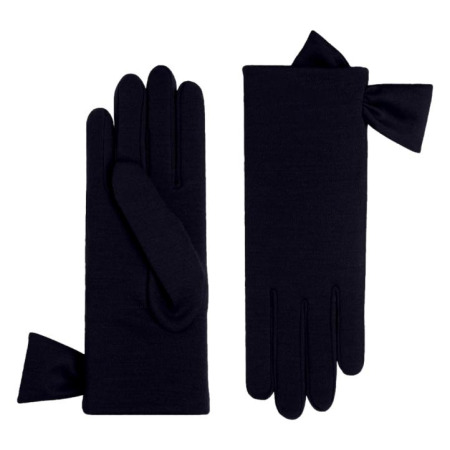 Kate Middleton's Gloves: Find out where Kate buys her gloves!