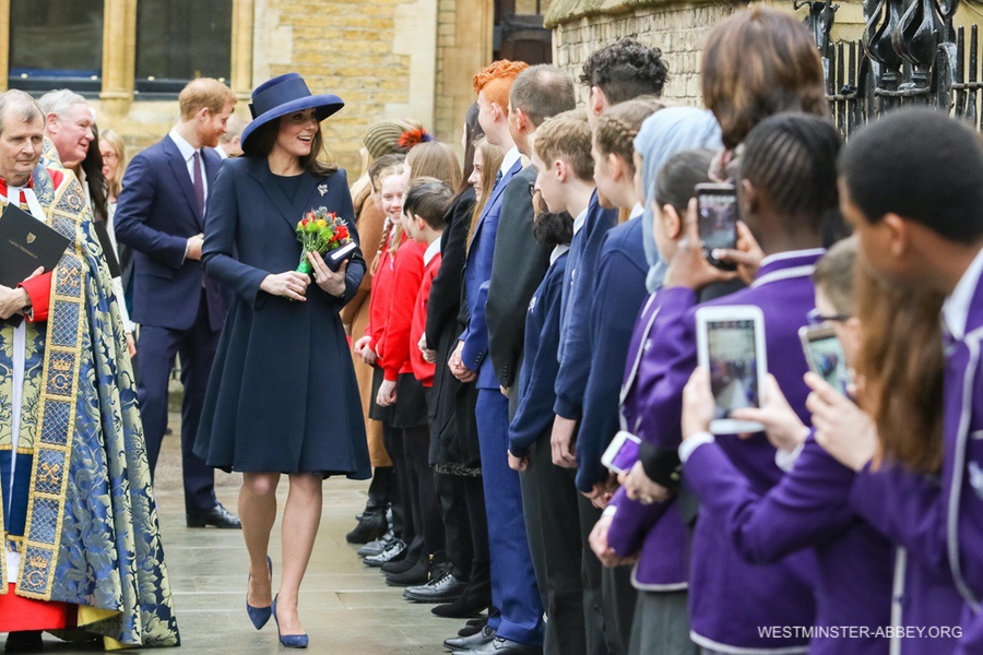 Znalezione obrazy dla zapytania duchess kate Commonwealth Day 2018