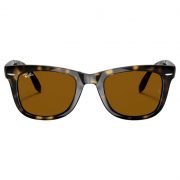 Kate Middleton’s Ray-Ban Folding Wayfarer Sunglasses in Tortoise/Brown