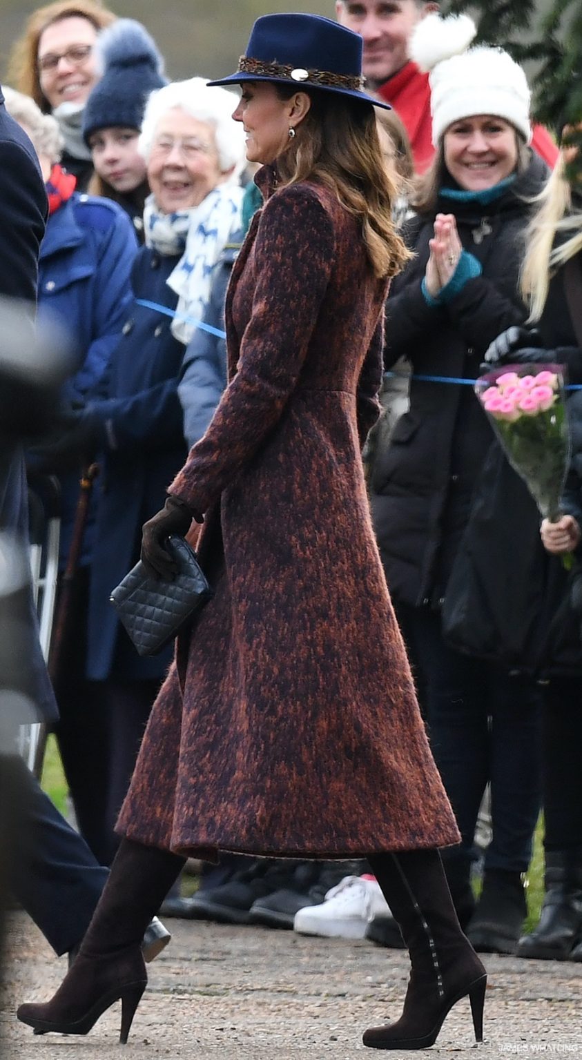 Kate Middleton's Cornelia James Imogen Gloves with Bow in Chocolate Brown