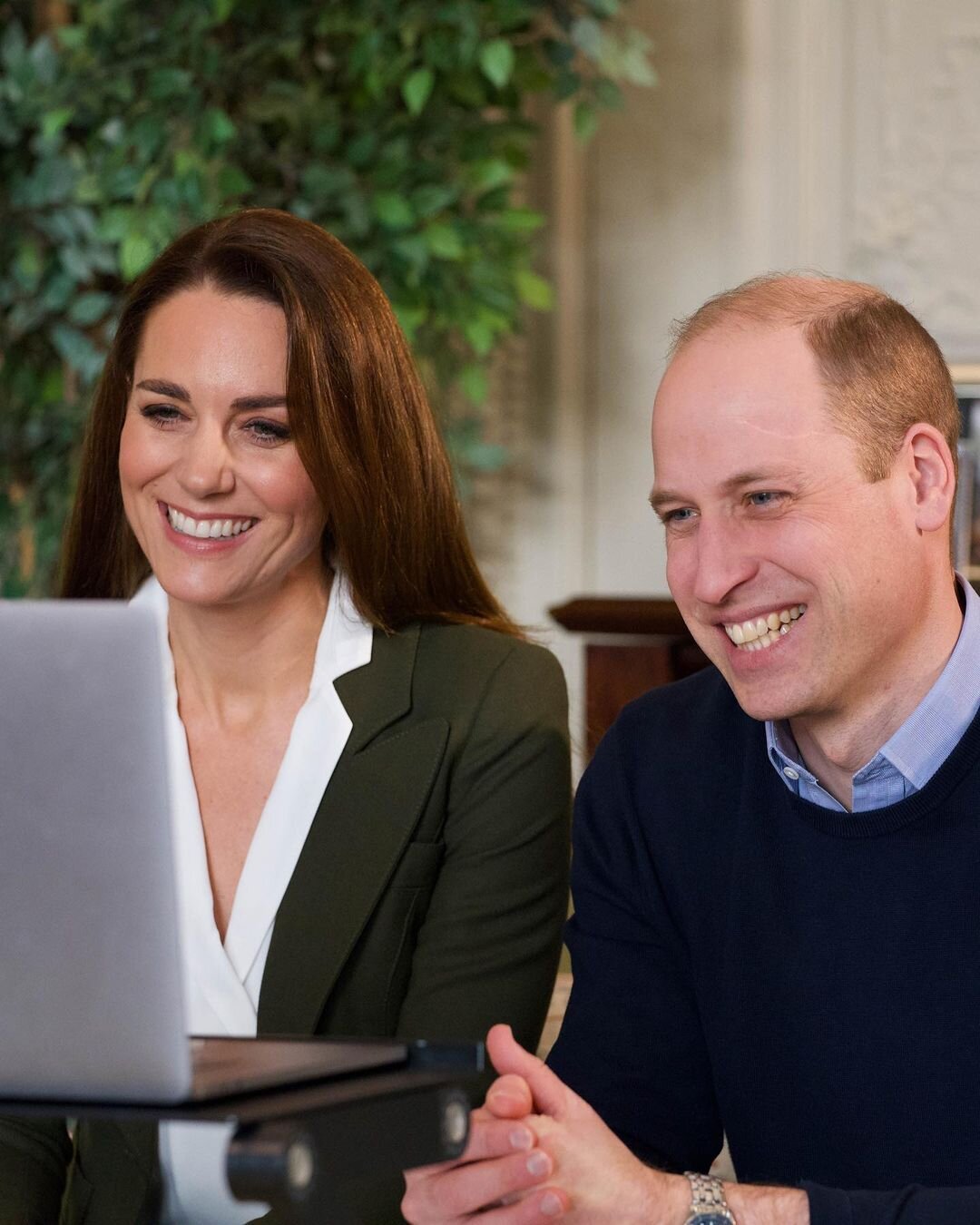 William and Kate chat with shielding families about the Covid 19