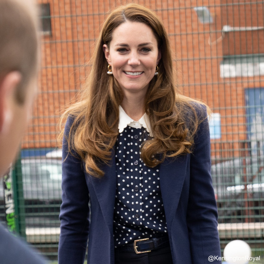 Looking for Kate Middleton's shirts & blouses? 25+ listed here!