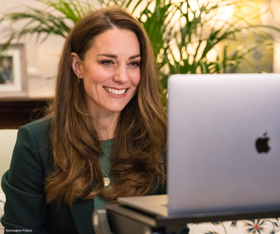 Kate talks homeschooling with other parents