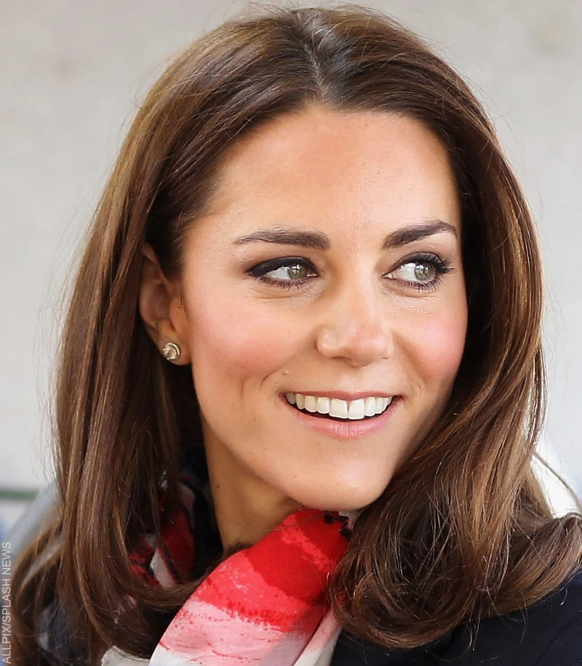 Kate Middleton debuts stunning 17300 diamond earrings during royal visit  to Ireland  HELLO