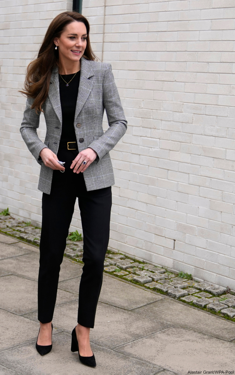 Leading Workwear Fashion Blog - White Collar Glam