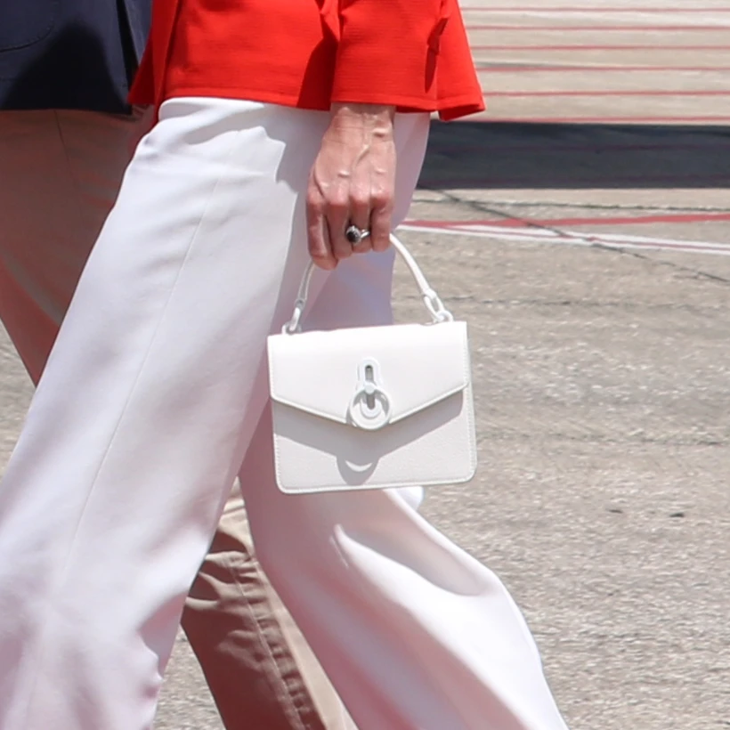 Kate Middleton's bold red Mulberry bag is our…