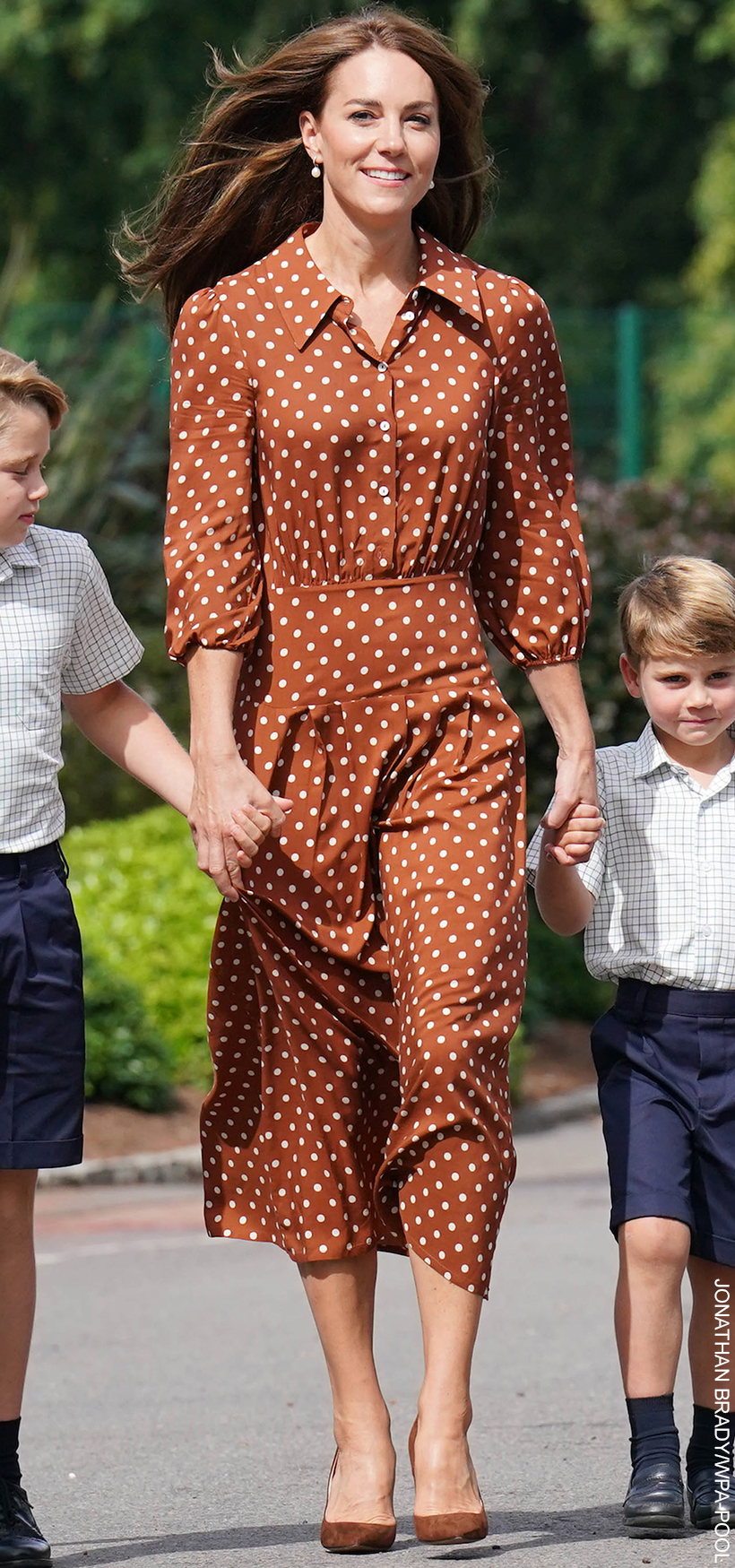 Kate Middleton Wears Brown Polka Dot Dress on the School Run