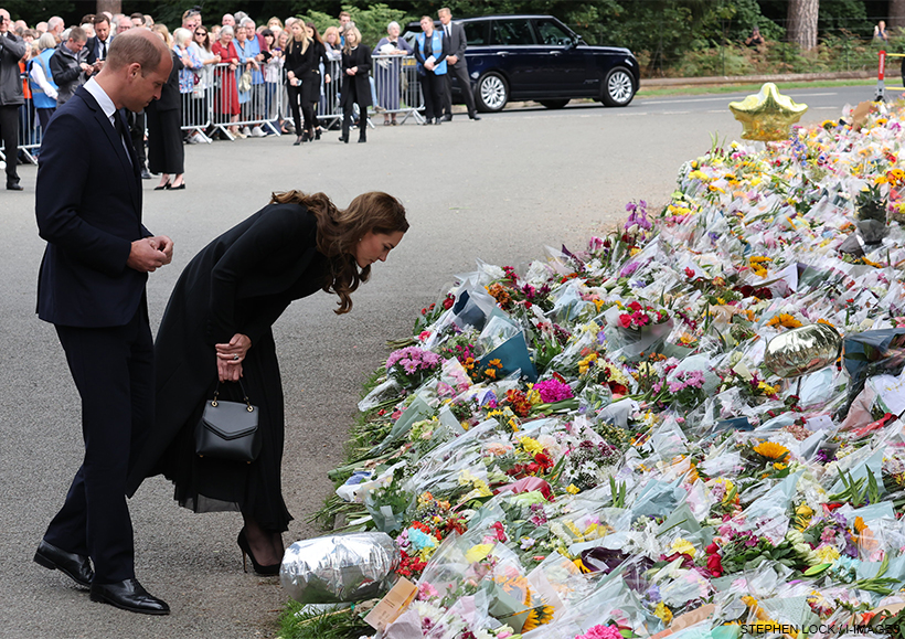 William and Kate view floral tributes at Sandringham in Norfolk today (15th September 2022).