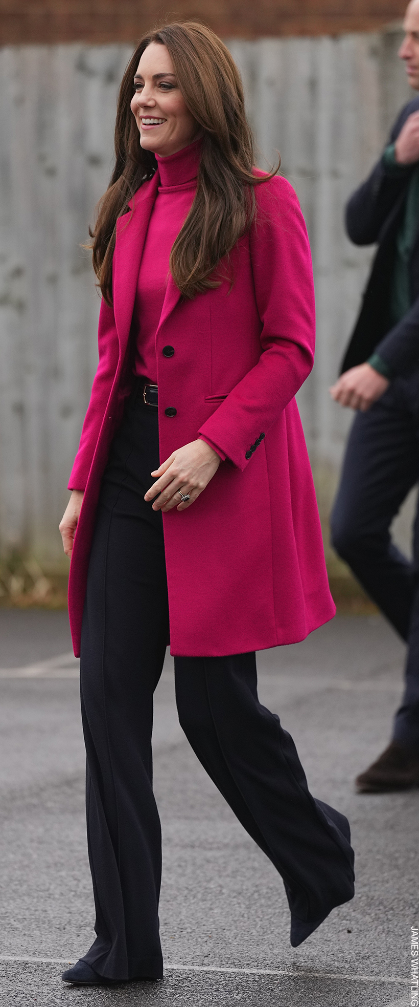 TWO-TONE CONTRAST LEATHER COLLAR IN CHARCOAL GREY & FUSHIA PINK