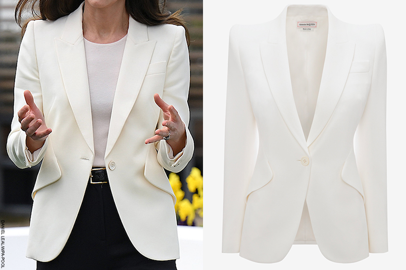 Peak Shoulder Leaf Crepe Jacket in LIGHT IVORY