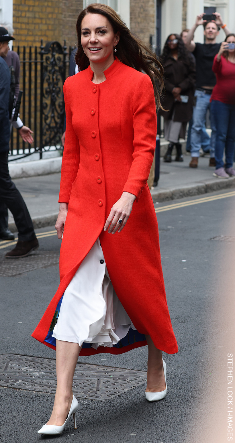 Kate middleton shop red coat dress