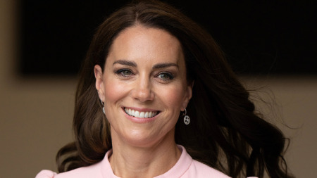 Kate Middleton is pretty in pink at Young V&A museum reopening