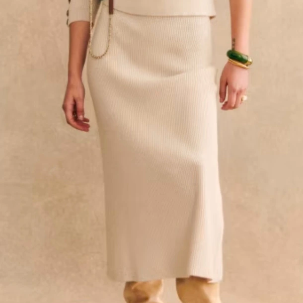 Flared long wool blend skirt · Camel · Smart / Skirts