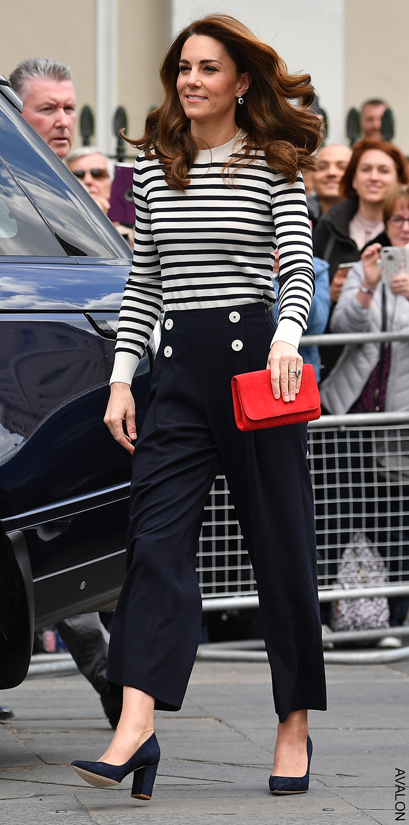 Kate Middleton wears nautical style striped knitted cropped pants