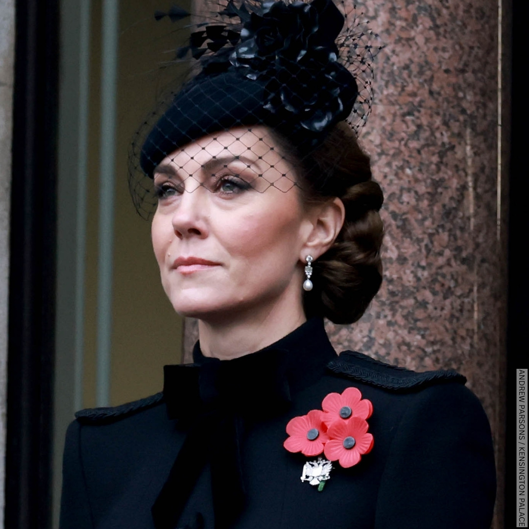 princess of wales - kate middleton - wearing 3 poppies 