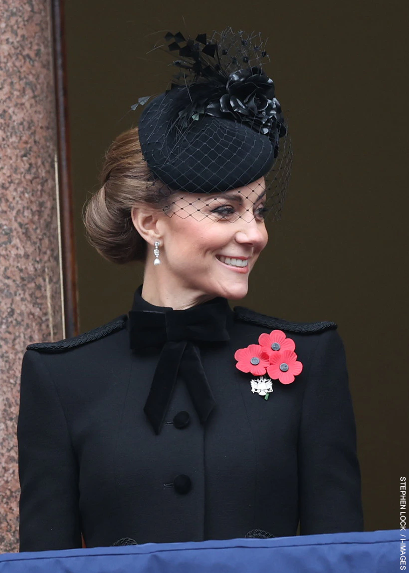 Kate Middleton Refreshed Her Military Coat With A Chic Velvet Bow 