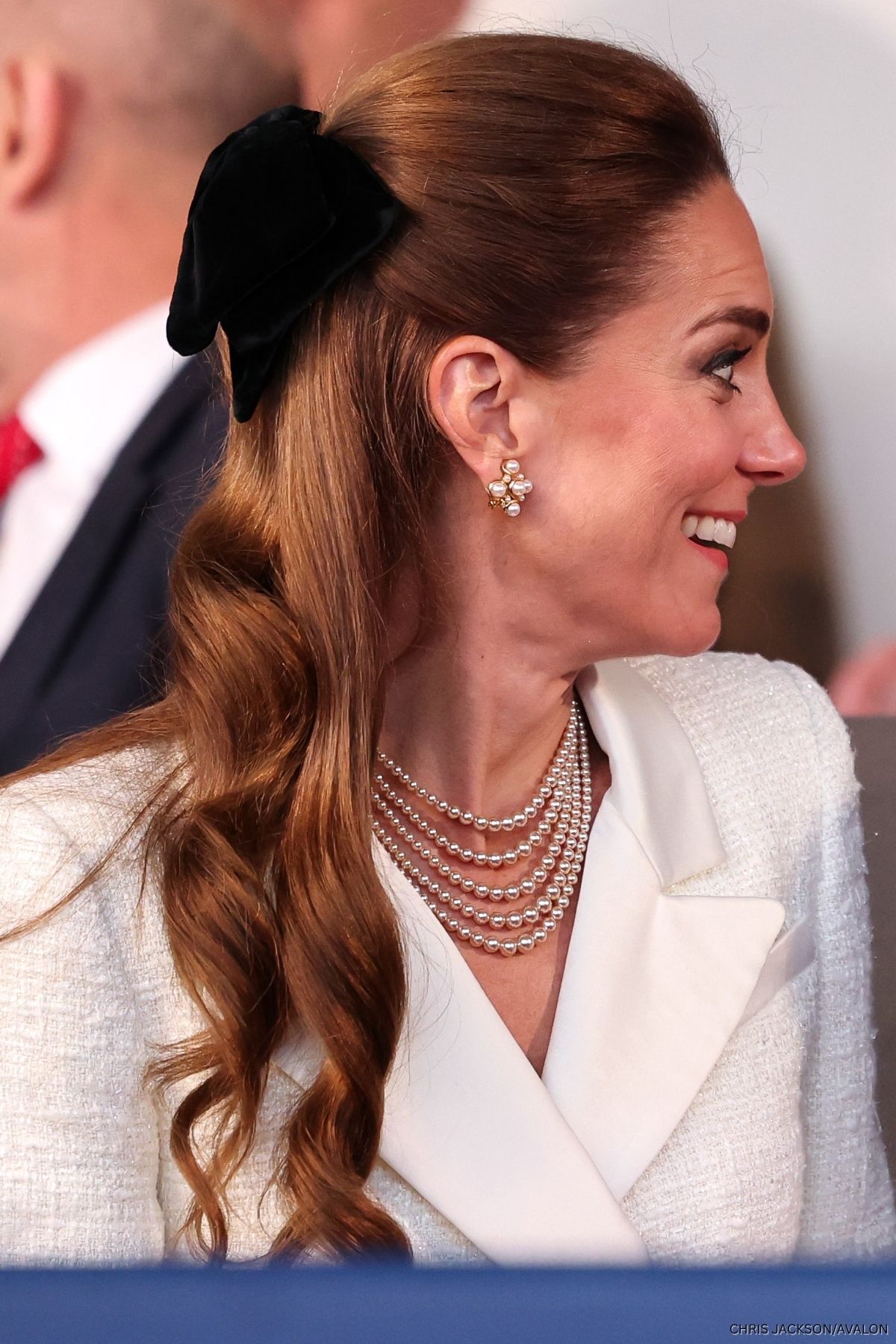 Kate Middleton Rewears White SelfPortrait Dress for Spectacular VE Day(00)