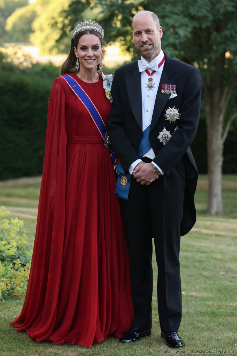 Kate Middleton's State Banquet Looks 2 kate middleton french state banquet red gown
