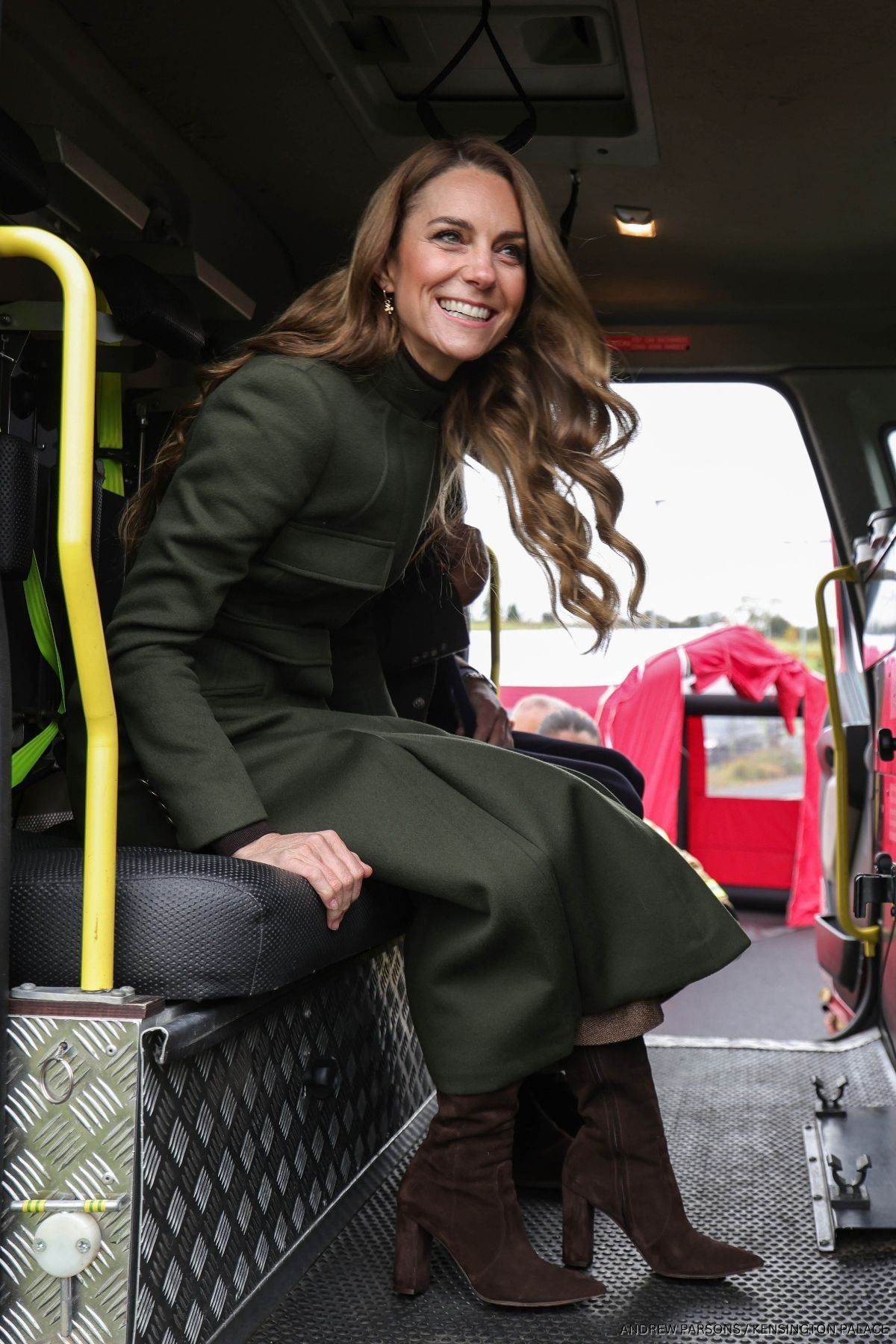 Kate Middleton in Khaki Coat For Suprise Visit To Northern Ireland