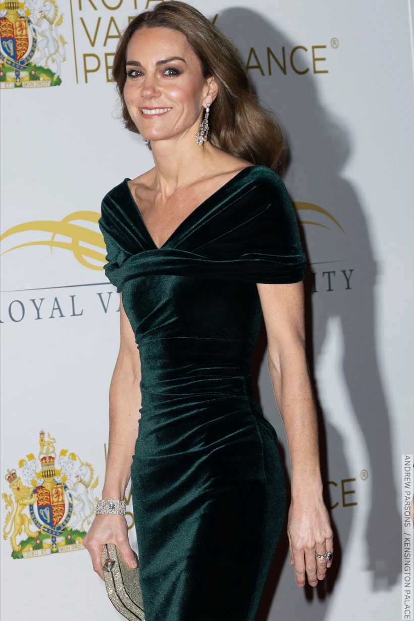 Kate Middleton stuns in emerald green velvet gown at the 2025 Royal Variety  Performance