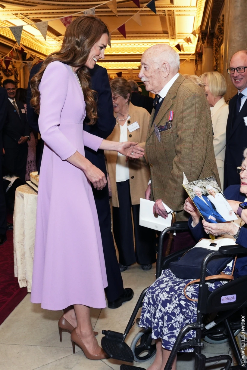 kate middleton purple issa dress Purple & Pink