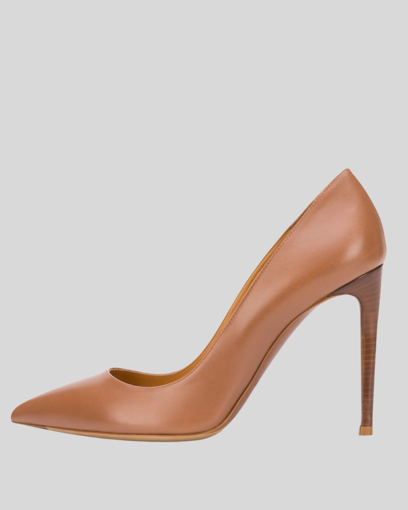 The Ralph Lauren Celia pumps in Gold Brown calfskin leather