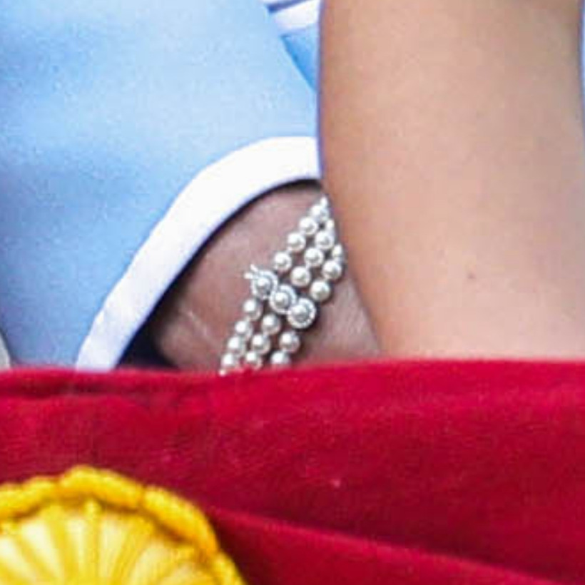 The Princess of Wales wearing the triple-strand pearl bracelet that once belonged to Princess Diana